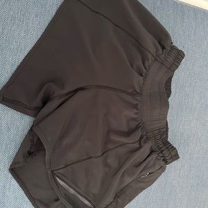 Lululemon 4” Size 2 Black Hotty Hot Shorts